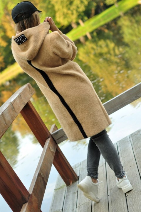 PŁASZCZ Z ALPAKI Z KAPTUREM sportowy CAMEL onesize