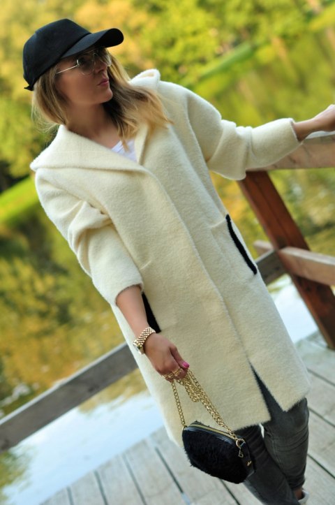 PŁASZCZ Z ALPAKI Z KAPTUREM sportowy CAMEL onesize