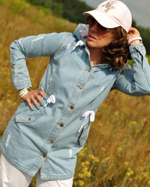 KURTKA DAMSKA PARKA JEANS z KAPTUREM dekatyzowana KURTKA DAMSKA PARKA JEANS z KAPTUREM dekatyzowana