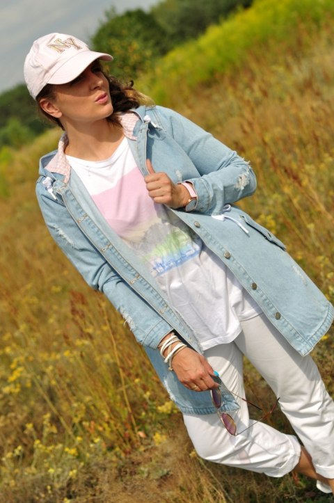 KURTKA DAMSKA PARKA JEANS z KAPTUREM dekatyzowana KURTKA DAMSKA PARKA JEANS z KAPTUREM dekatyzowana
