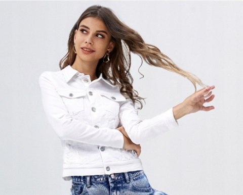 Kurtka damska jeans BIAŁA KATANA na guziki Miss Sisi z kieszeniami Kurtka damska jeans BIAŁA KATANA na guziki Miss Sisi z kieszeniami